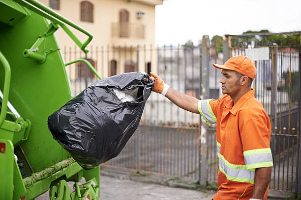 Best Yard Waste Removal  in Hutchinson, KS